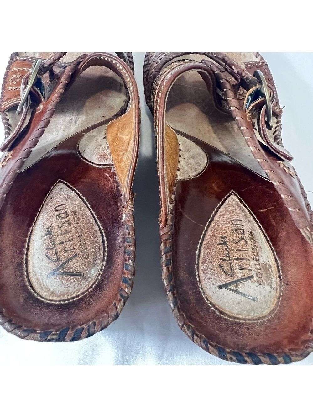 Clarks Artisan Brown Leather Wedge Sandals Sz 6 1/2 M Criss-Cross Straps Buckle - Picture 5 of 11